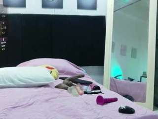 Madisson022 live webcam show
