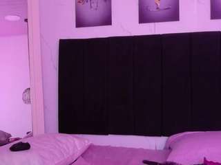 Madisson022 live cam preview