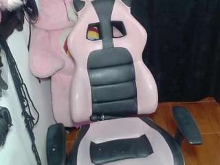  scarlettrousse69 chat room