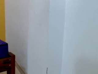 skinnyverus18's CamSoda show and profile