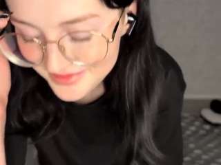 audreyviau Live Webcam on CamSoda
