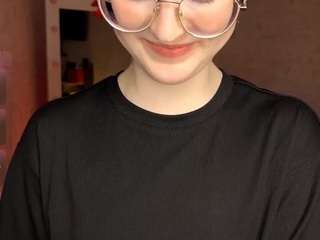 audreyviau's CamSoda show and profile