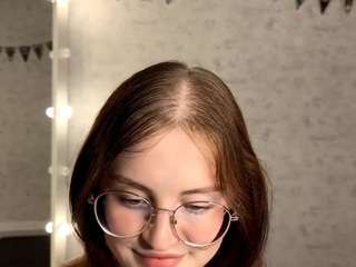 Annie live cam preview