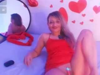 emma-collsonn Live Webcam on CamSoda