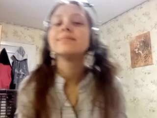 evelineemard camsoda