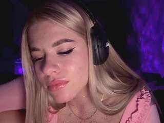 hilmamichlin Live Webcam on CamSoda