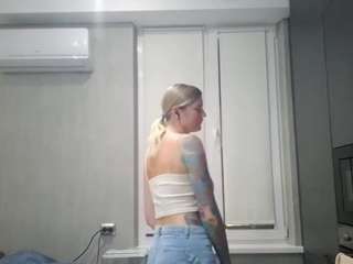 jacklynmieth Live Webcam on CamSoda