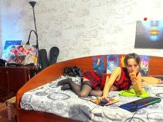 kagamitaiga2's CamSoda show and profile