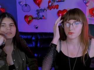 lizzie-boom, female webcam model,  years old, on live webcam