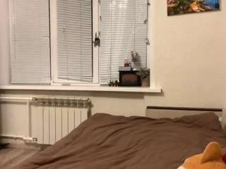 mistiehoell's CamSoda show and profile