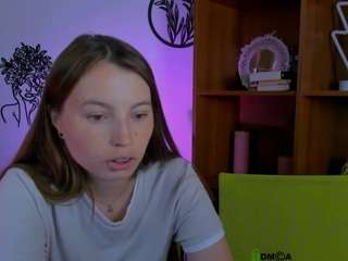  naomi-bamble chat room