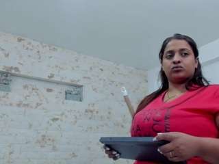 penelope-russo Live Webcam on CamSoda