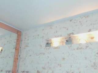 penelope-russo's CamSoda show and profile