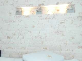 penelope-russo's CamSoda show and profile