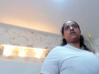 le modèle penelope-russo est en webcam porno dans un show sur le site camsoda, il possède les tags suivants: anal,fingering,toys,teen (18+),public,no smoking,no drinking,mature,anal toys,lovense,facial,dildo,cum on pussy,cum,camel toe,brown eyes,blowjob,black hair,ass,bbw