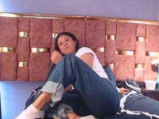 shantall05 Live Webcam on CamSoda