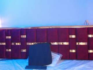 shantall05, female webcam model,  years old, on live webcam