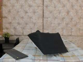 shantall05 Live Webcam on CamSoda