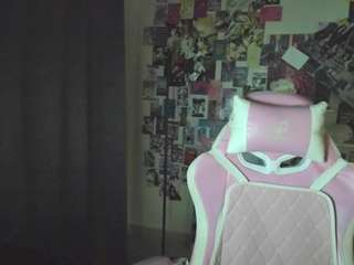 solefree's CamSoda show and profile