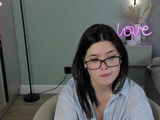 thanhklopfenstei... Live Webcam on CamSoda