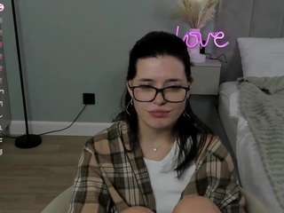 thanhklopfenstei... Live Webcam on CamSoda