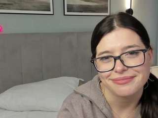 thanhklopfenstein webcam model