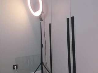 thanhklopfenstei... Live Webcam on CamSoda