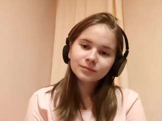 yadirabottomly webcam