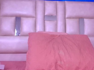 emmacurvy webcam