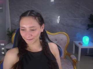 evageline-s Webcam Model Profile