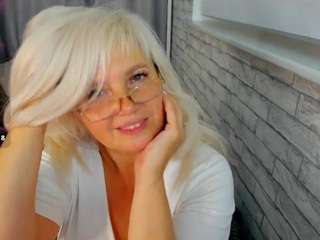 hellafabel Live Webcam on CamSoda
