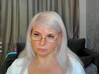 hellafabel Live Webcam on CamSoda