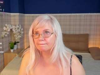 hellafabel Live Webcam on CamSoda