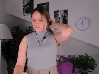  leenameginnes chat room