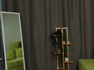 leenameginnes webcam