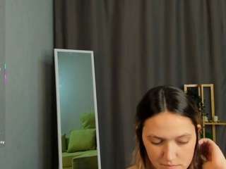  leenameginnes chat room