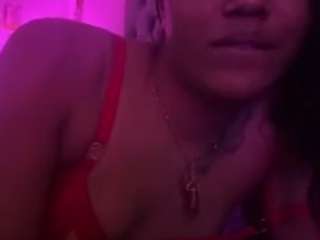 miapia92 Live Webcam on CamSoda