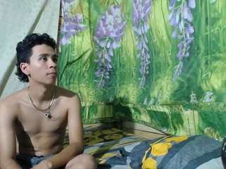 mysweetsofie-liam webcam