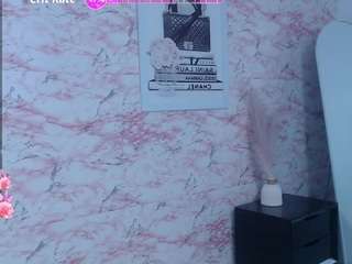 nikky-t Live Webcam on CamSoda