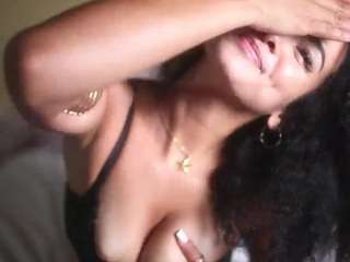 suzysuz Live Webcam on CamSoda