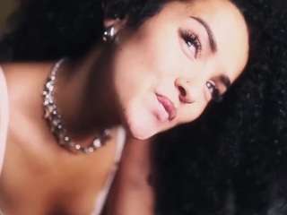 suzysuz live webcam show