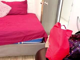 zaira-frost webcam