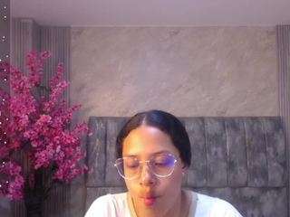  zhara-rose-s chat room