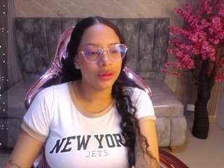 zhara-rose-s Live Webcam on CamSoda