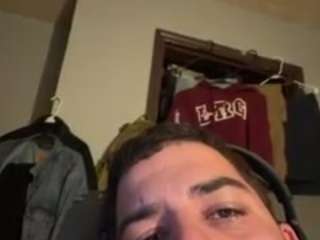 bigmixedshit webcam model