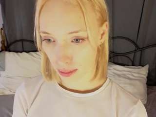 carol-gordon's CamSoda show and profile