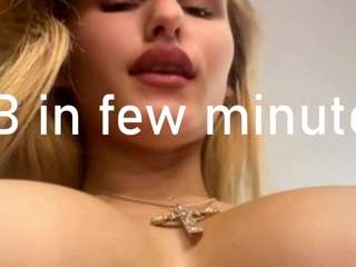 ceciliabickell Live Webcam on CamSoda