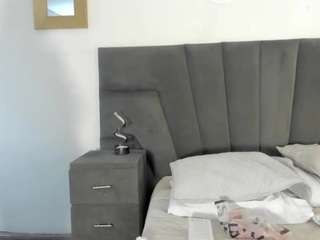 channelwhite Live Webcam on CamSoda