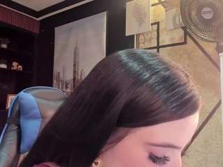 channelwhite live webcam show