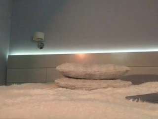 Sensual petite girl foxie